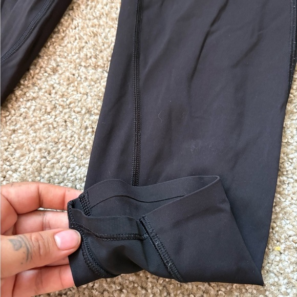 Lululemon 🍋😻Athletica Black Leggings - Picture 4 of 9